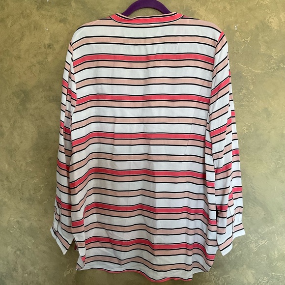Vince Camuto Striped Lightweight Tunic Top - Picture 4 of 7